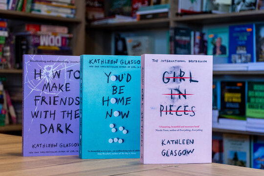 Girl in Pieces by Kathleen Glasgow